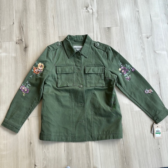 Levi's Jackets & Blazers - Levi Cotton Shirt Jacket With Embroidery